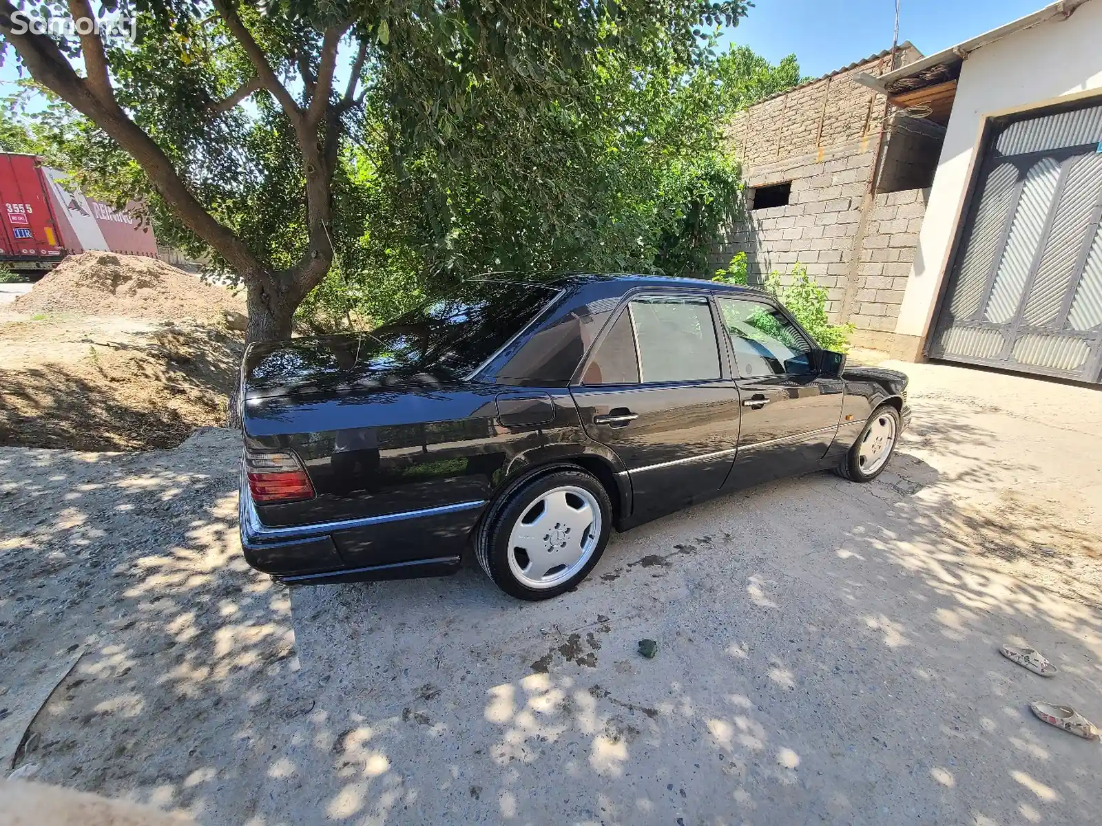 Mercedes-Benz W124, 1993-5