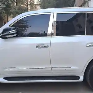 Lexus LX series, 2009