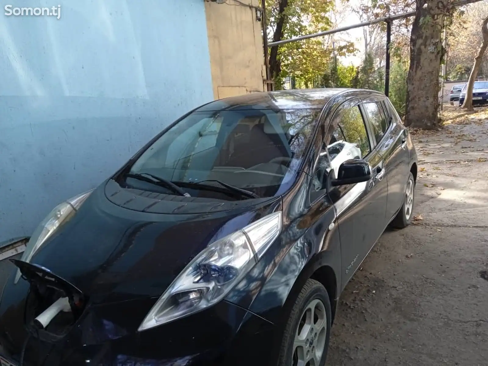 Nissan Leaf, 2011-1