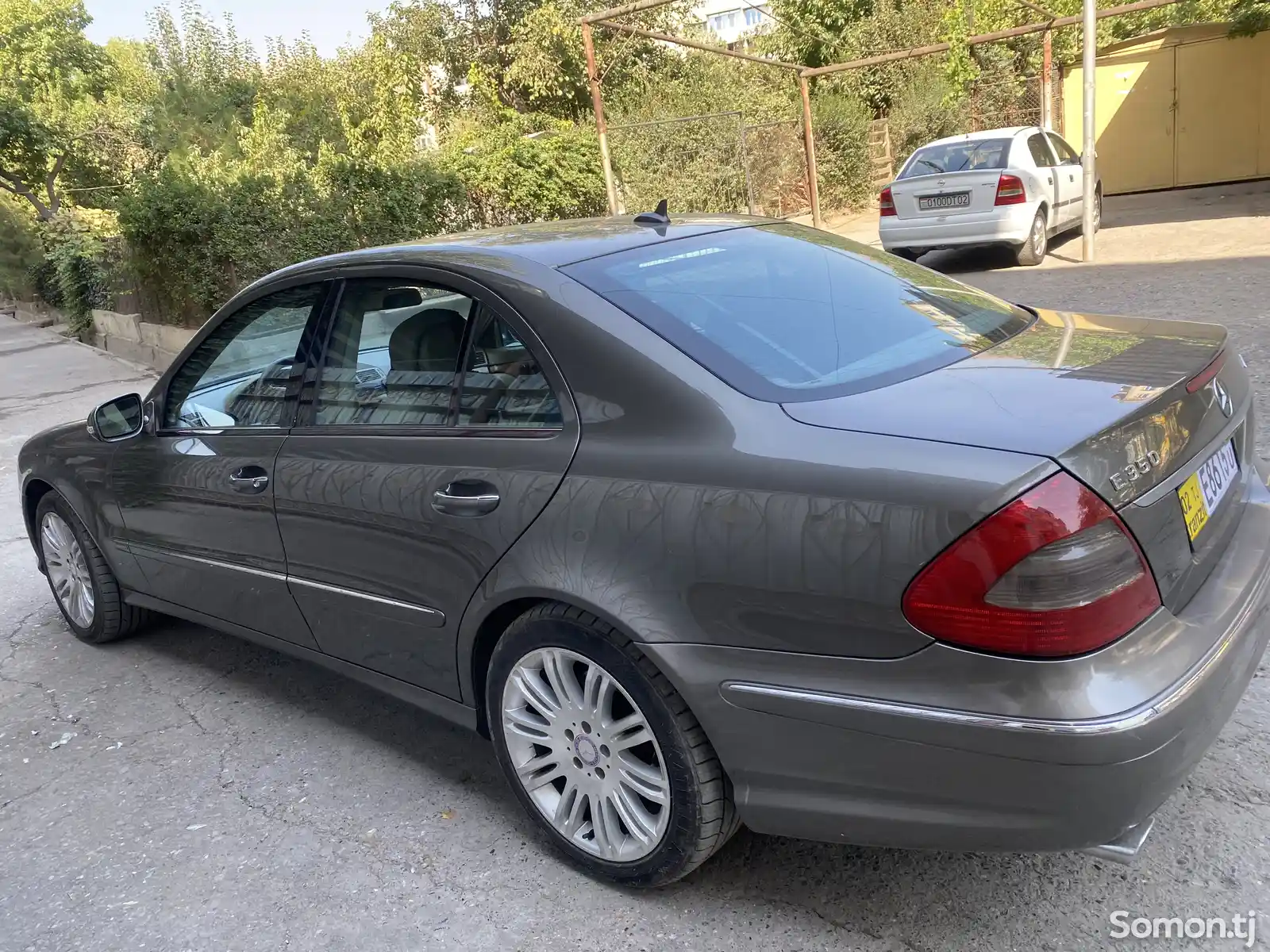 Mercedes-Benz E class, 2008-4