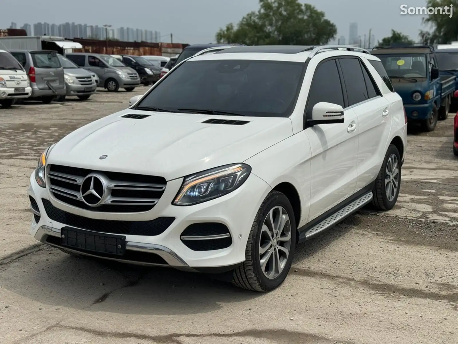 Mercedes-Benz GLE class, 2016-1