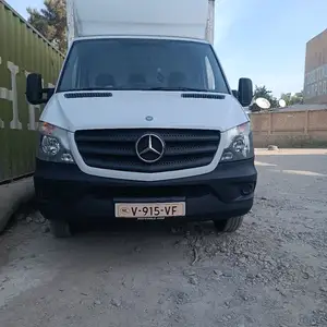 Бортовой грузовик Mercedes-Benz sprinter ,2015