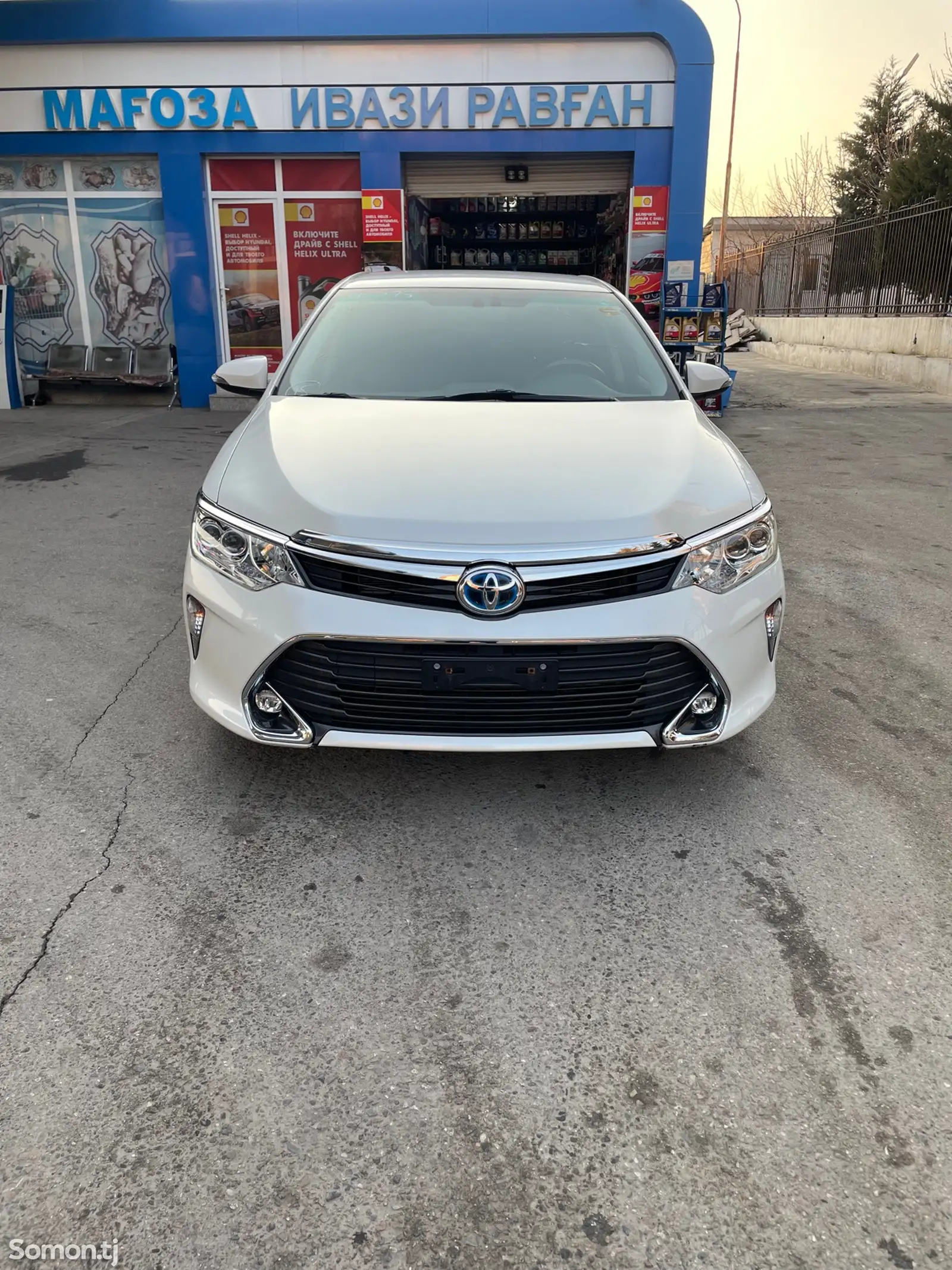 Toyota Camry, 2016-1