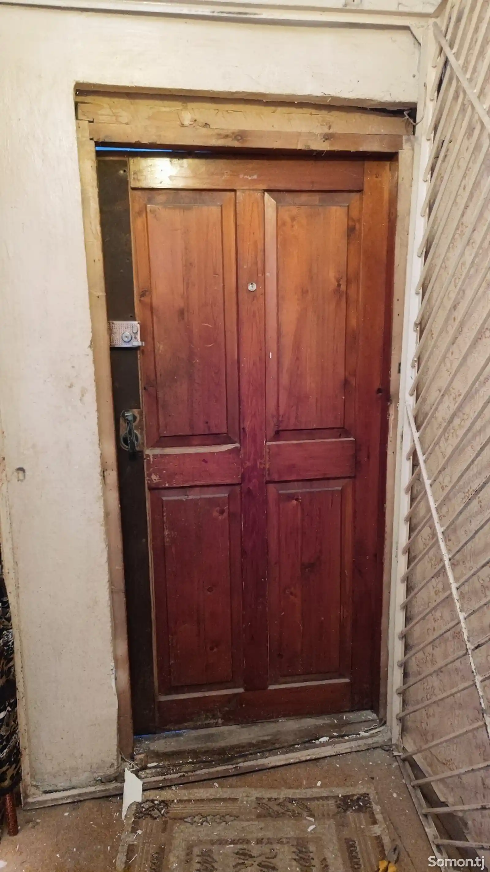 Деревянная дверь-3