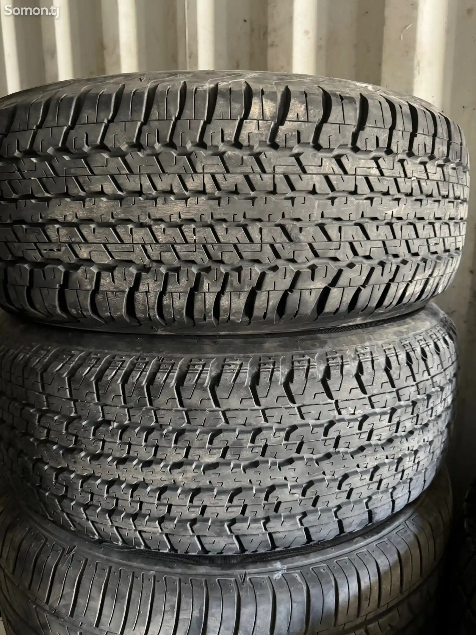 Шины R18 ,DUNLOP 265/60/18-4