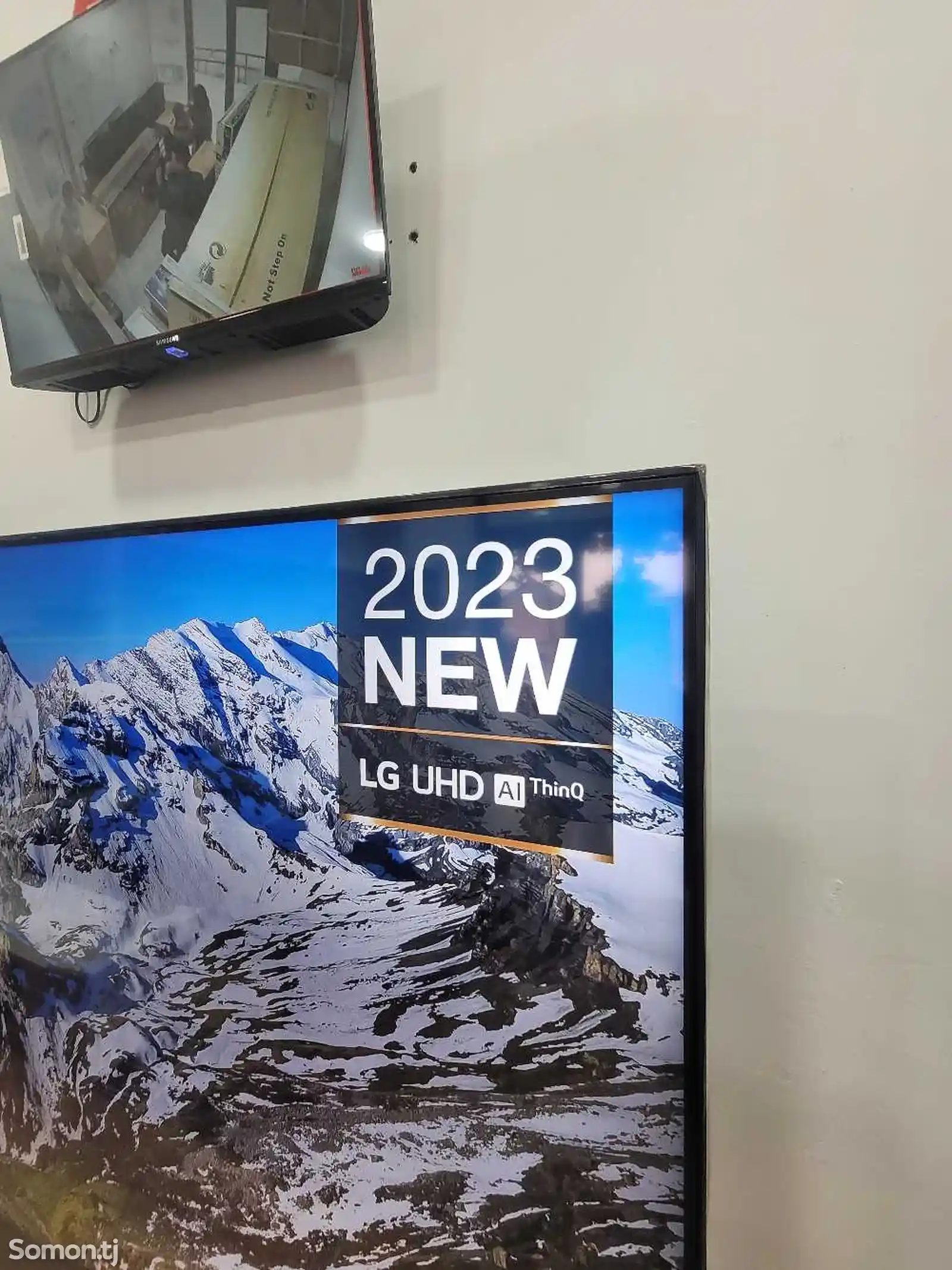 Телевизор LG UHD-5