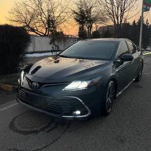 Toyota Camry, 2019