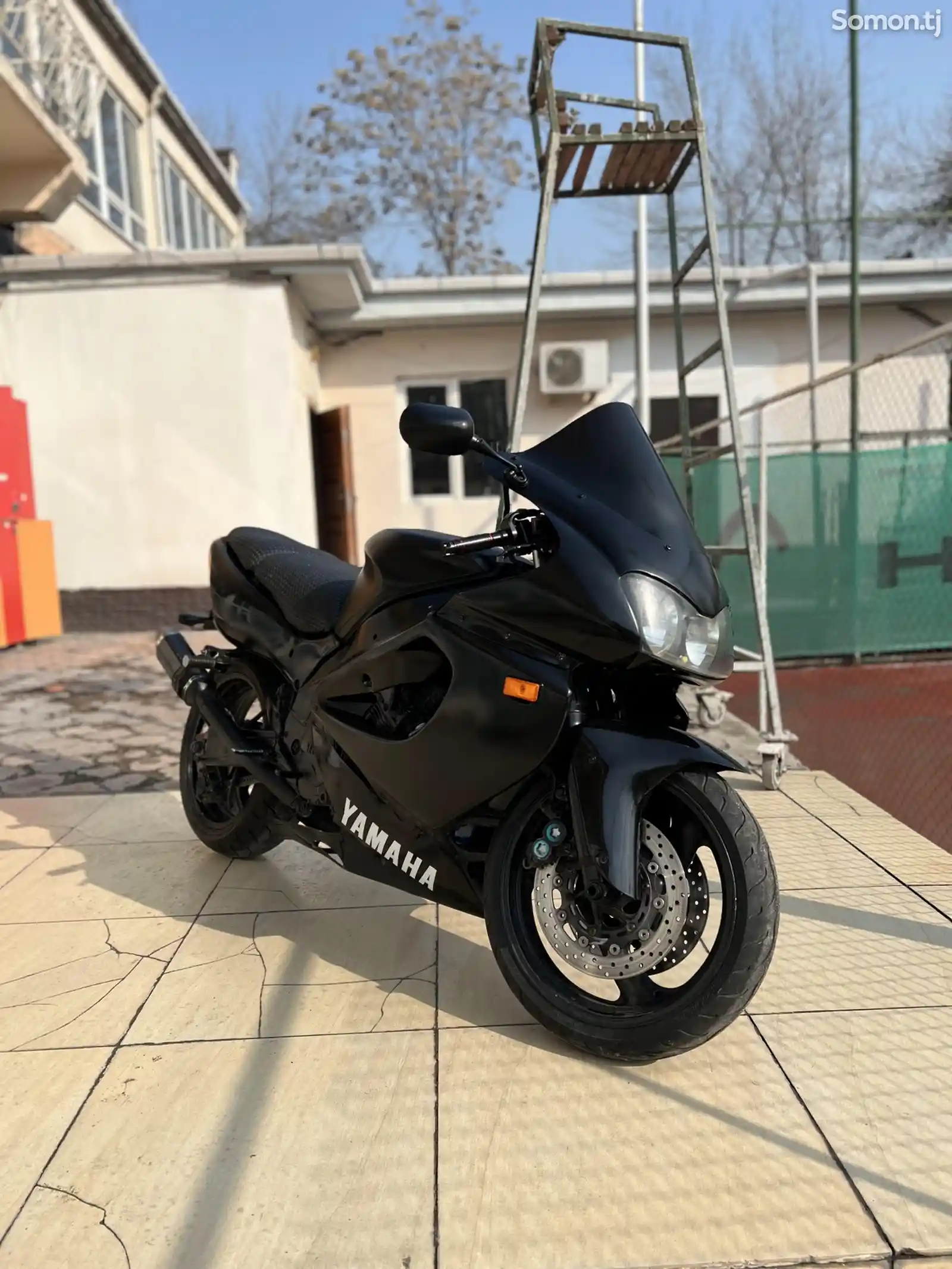 Мотоцикл Yamaha yzf 1000r-3
