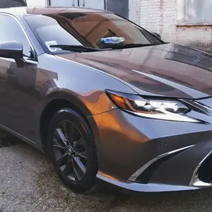 Lexus ES series, 2013