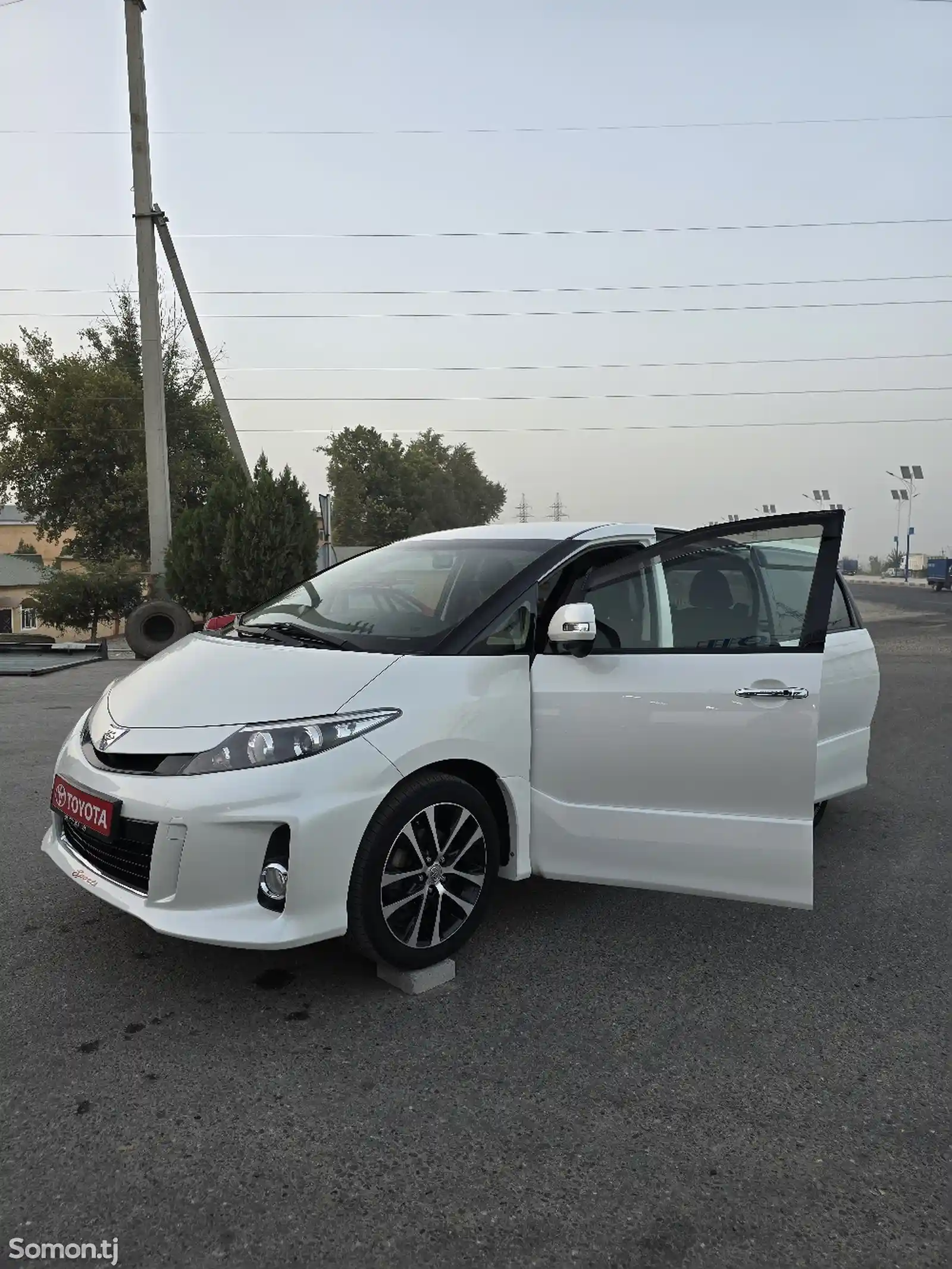 Toyota Estima, 2014-5