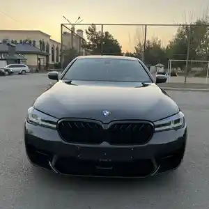 BMW 5 series, 2019