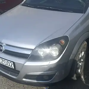 Opel Astra H, 2006