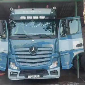 Сдельный тягач Merсedes Actros , 2014