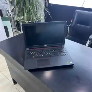 Игровой ноутбук Dell