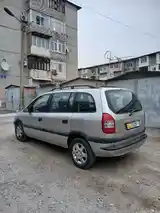 Opel Zafira, 2000-2