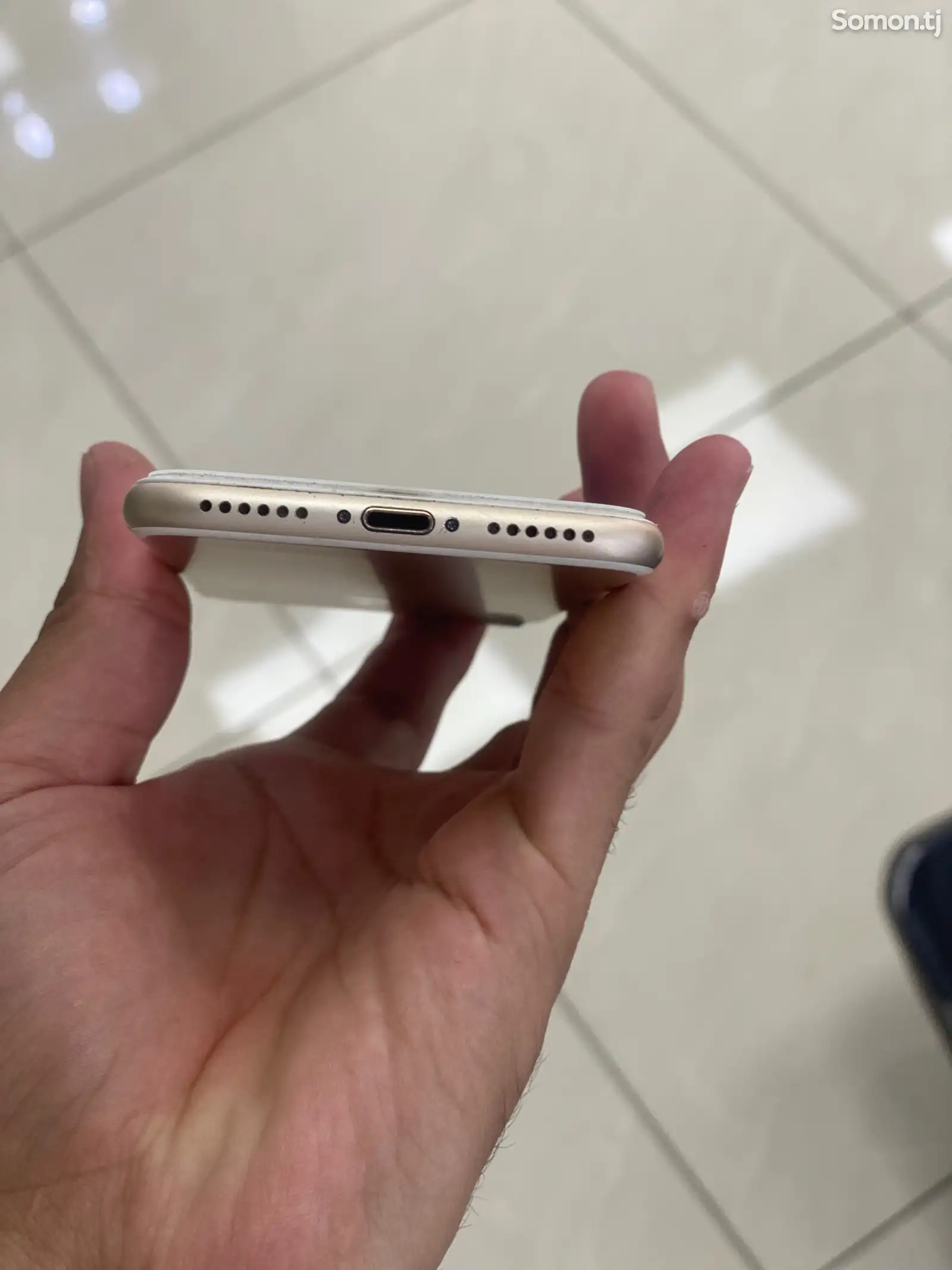 Apple iPhone 7, 32 gb-3