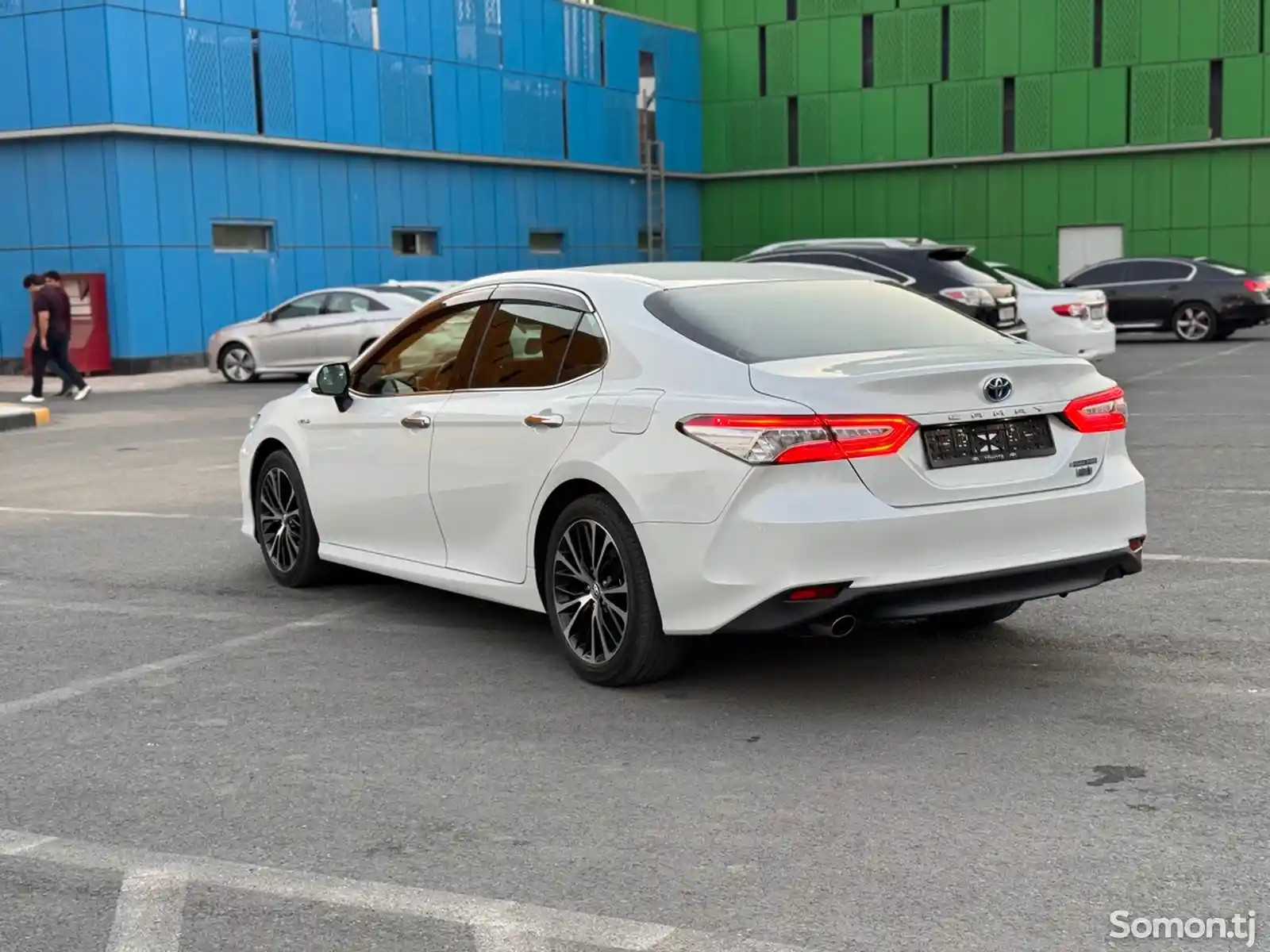 Toyota Camry, 2018-4