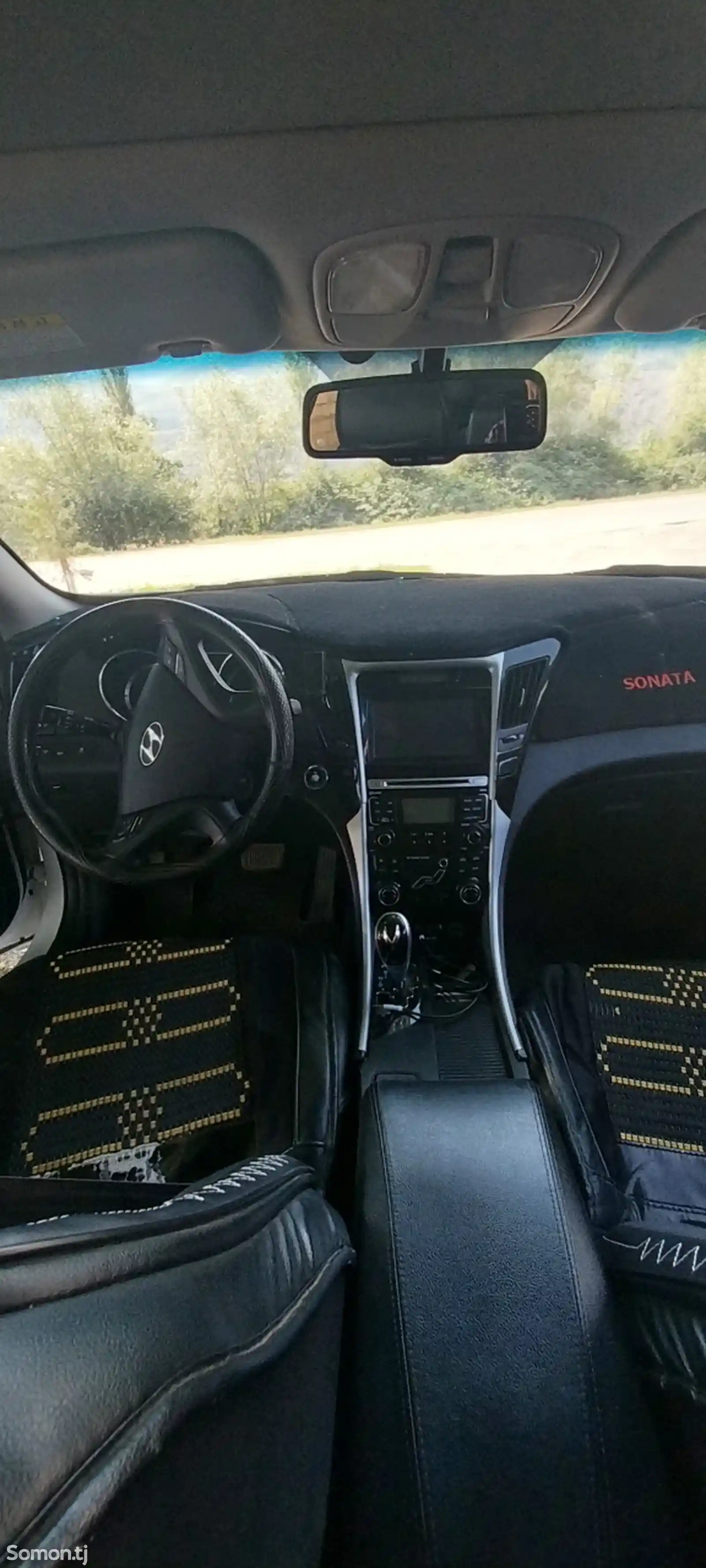 Hyundai Sonata, 2012-8