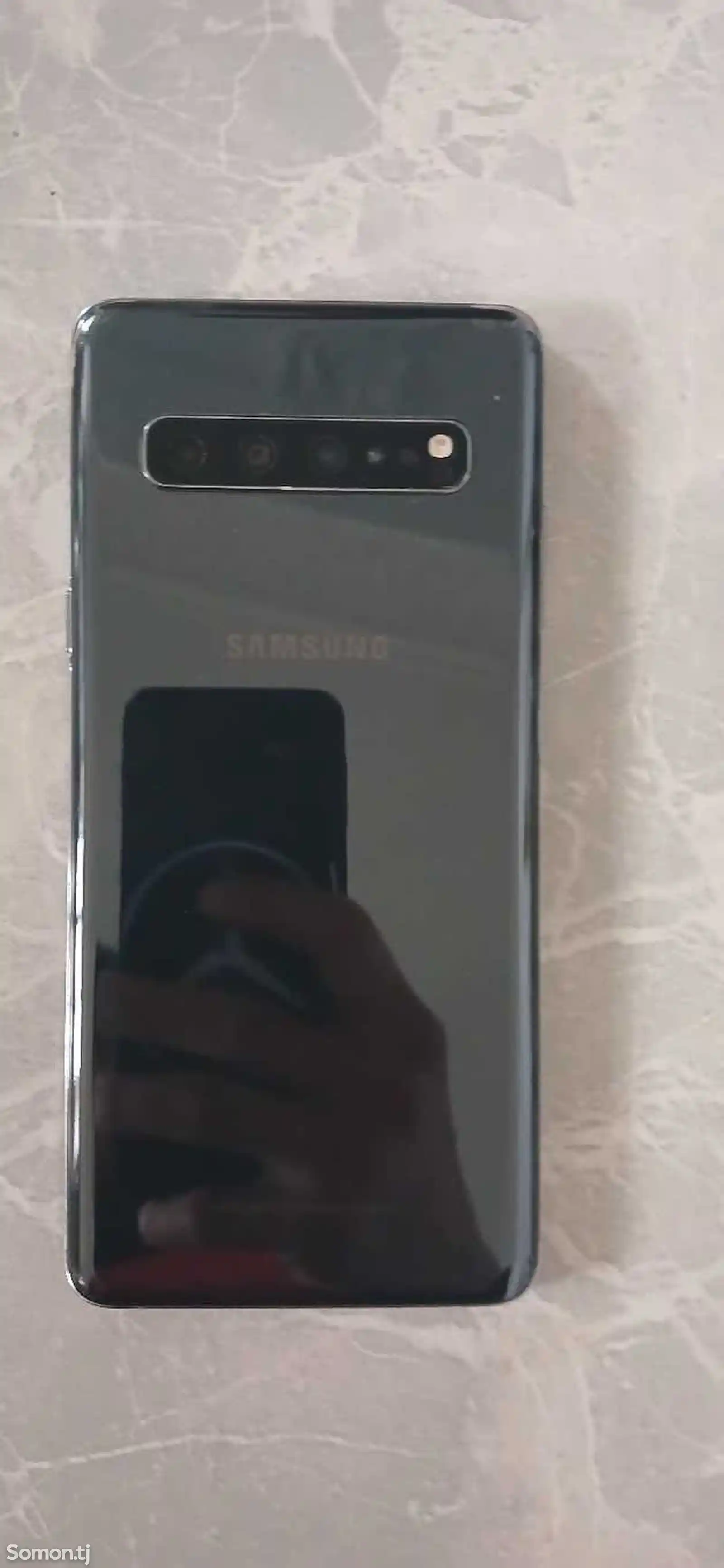 Samsung Galaxy S10 lite-2