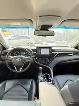 Toyota Camry, 2019-3