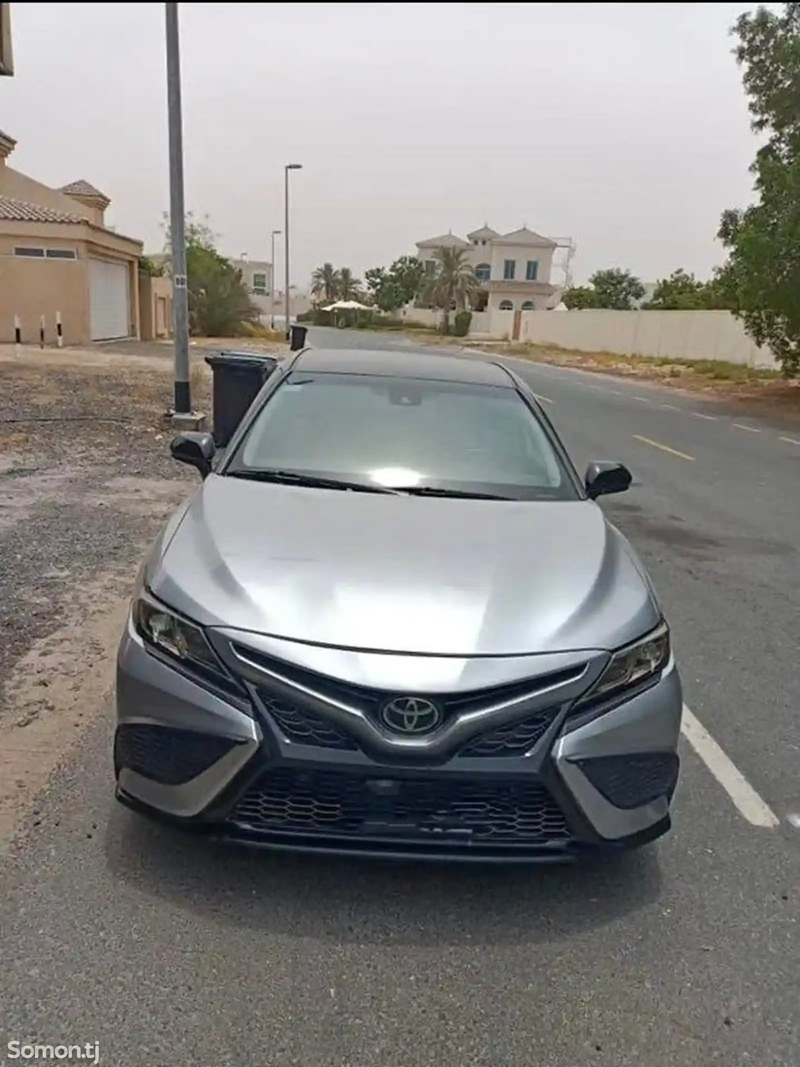 Toyota Camry, 2020-1