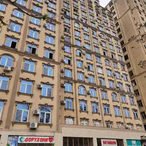 2-комн. квартира, 9 этаж, 79 м², На против офис вавилон