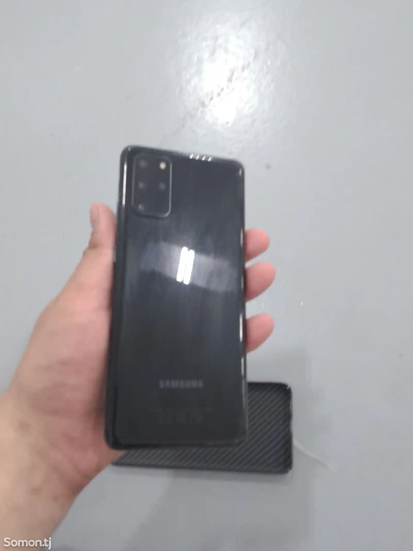 Samsung Galaxy S20+-7