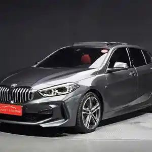 BMW 1 series, 2021