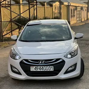 Hyundai Avante, 2012