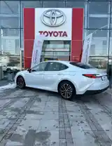 Toyota Camry, 2024-5