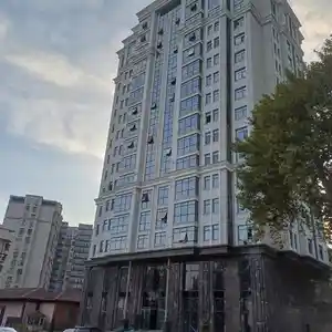 3-комн. квартира, 15 этаж, 92м², 91 мкр