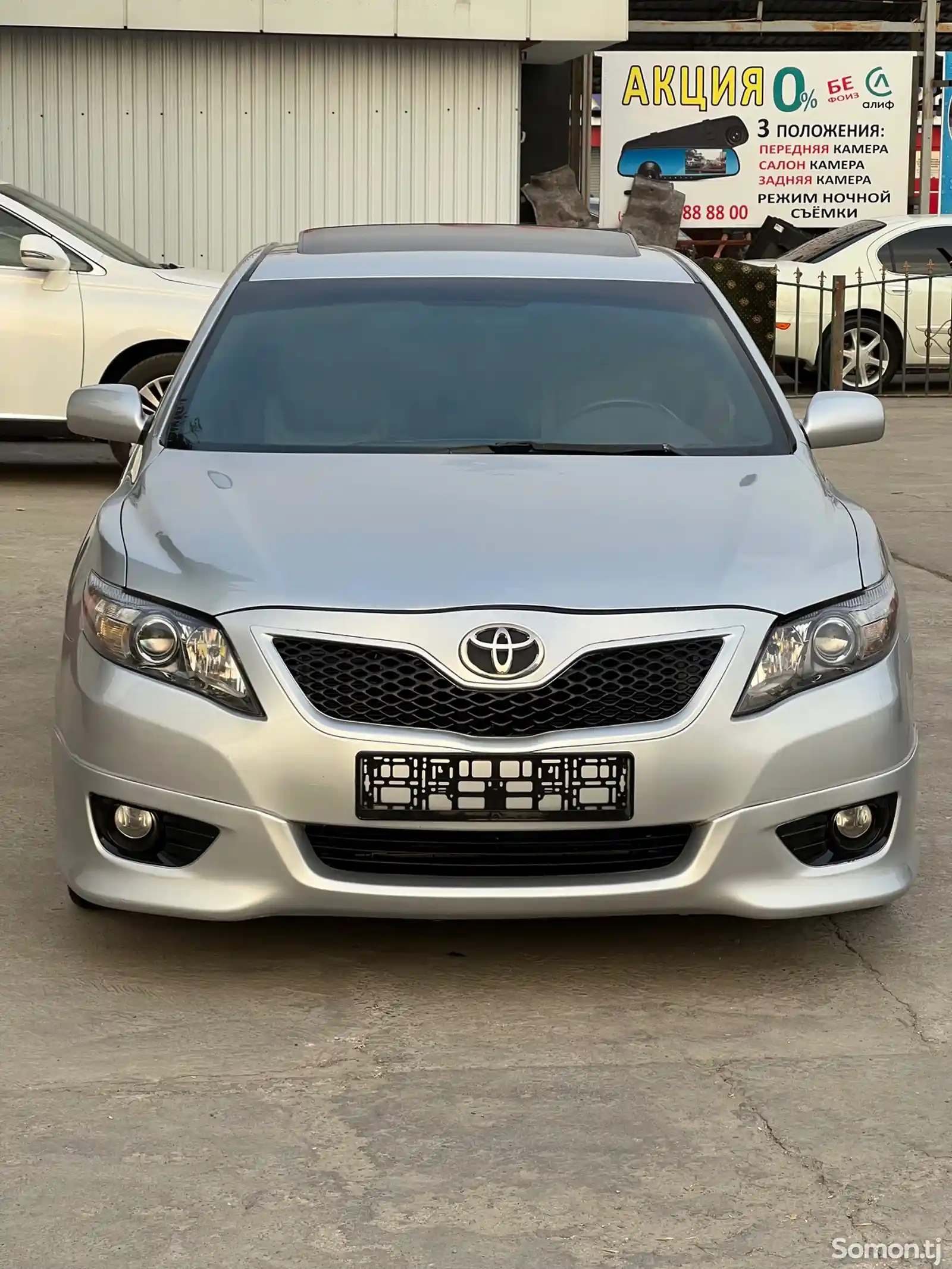 Toyota Camry, 2010-1