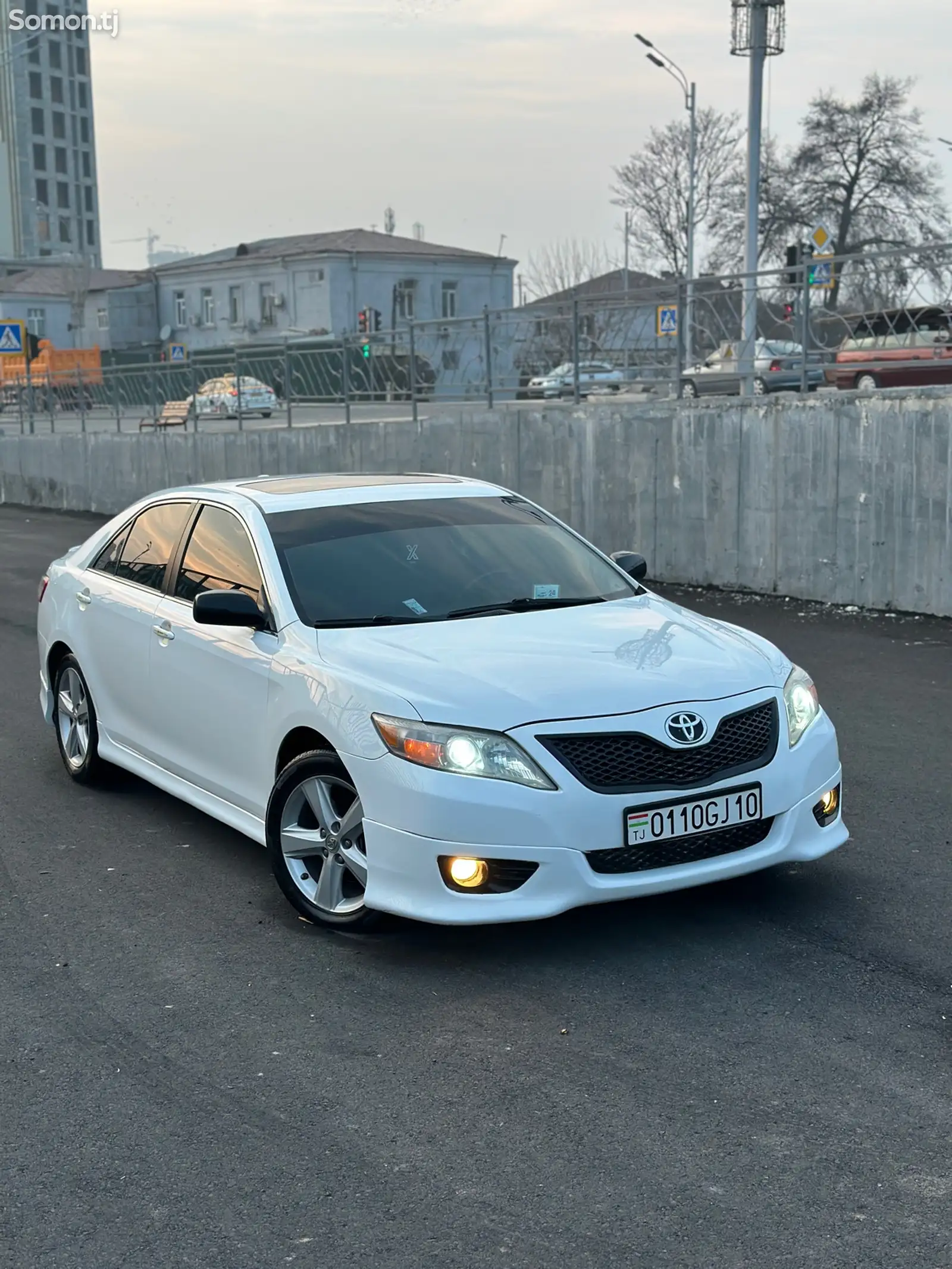 Toyota Camry, 2011-1