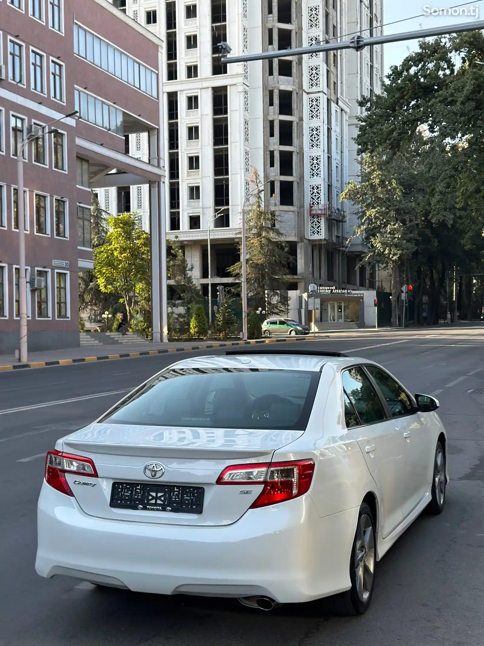 Toyota Camry, 2013-1