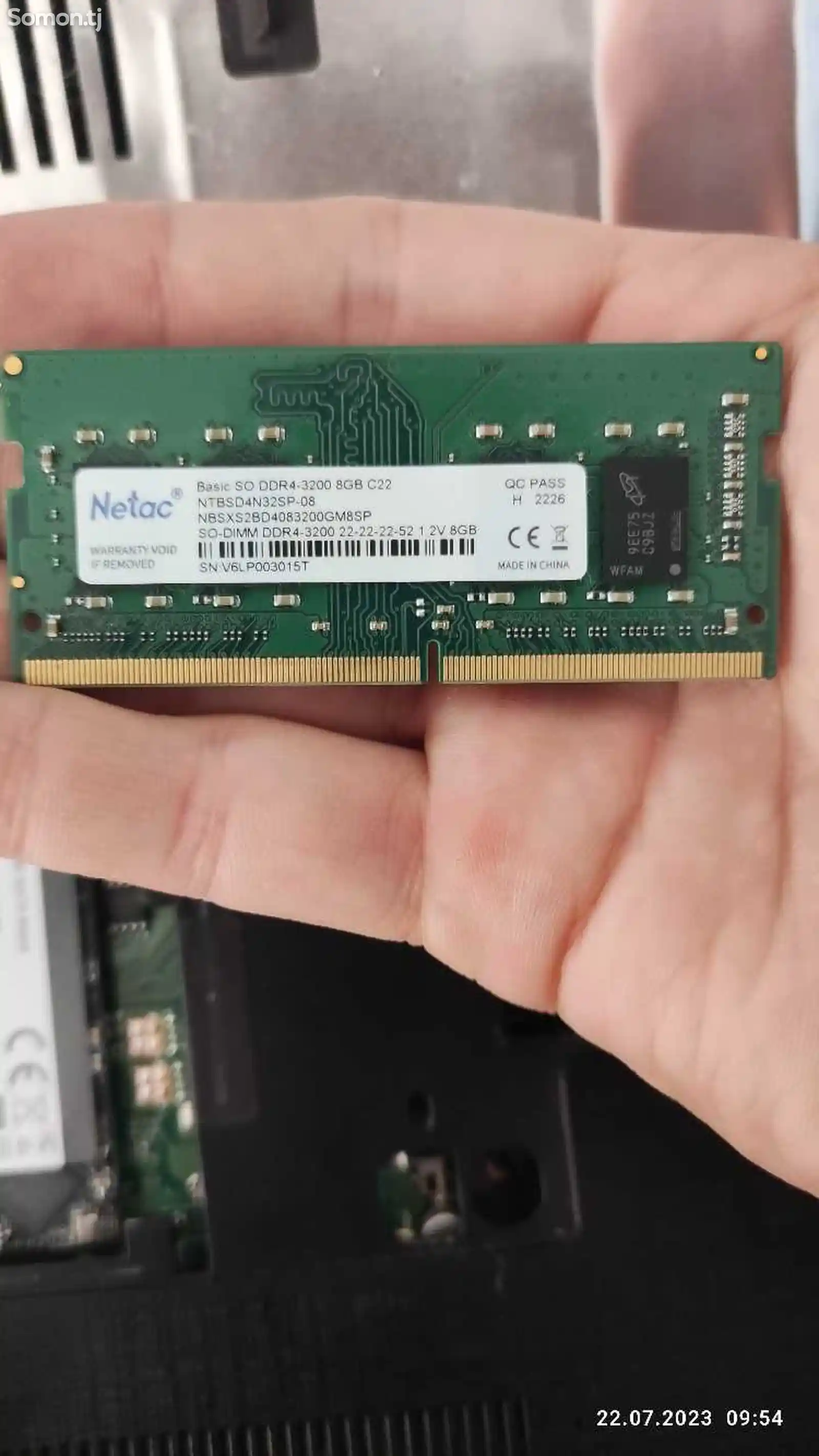 оперативная память для ноутбука 8 гига DDR4-1