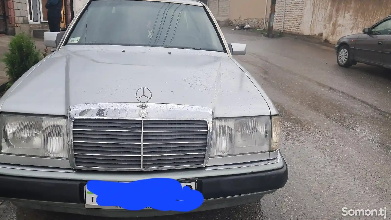 Mercedes-Benz W124, 1993-5