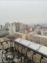 2-комн. квартира, 11 этаж, 65м², 19 мкр, Амид-7