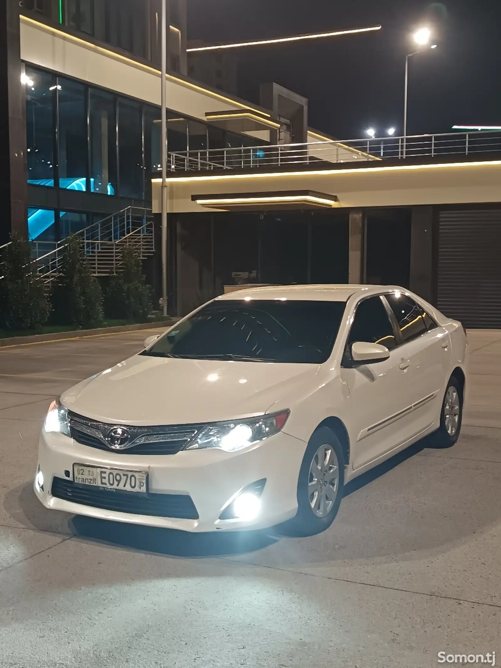 Toyota Camry, 2012-1