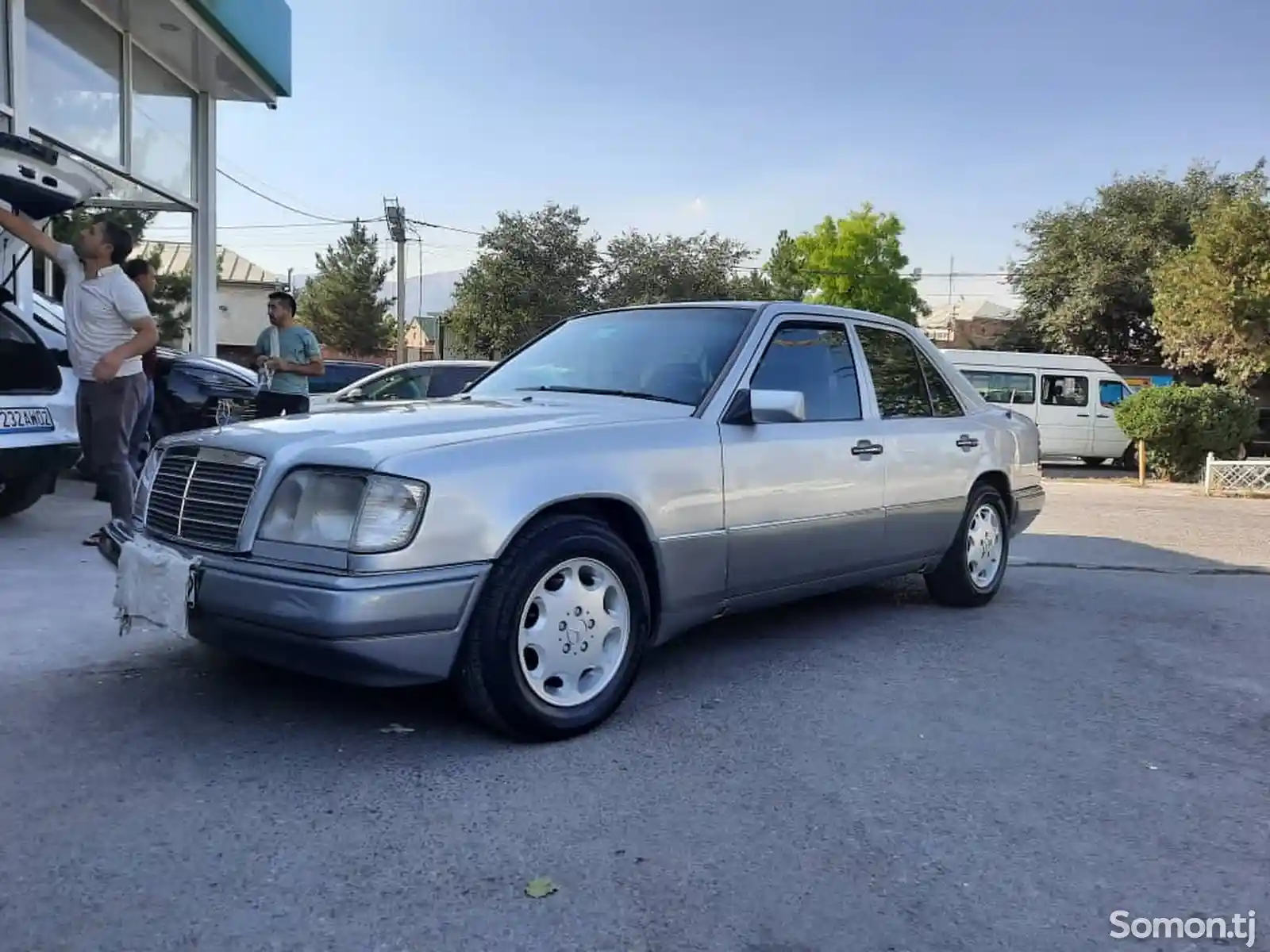 Mercedes-Benz W124, 1995-4