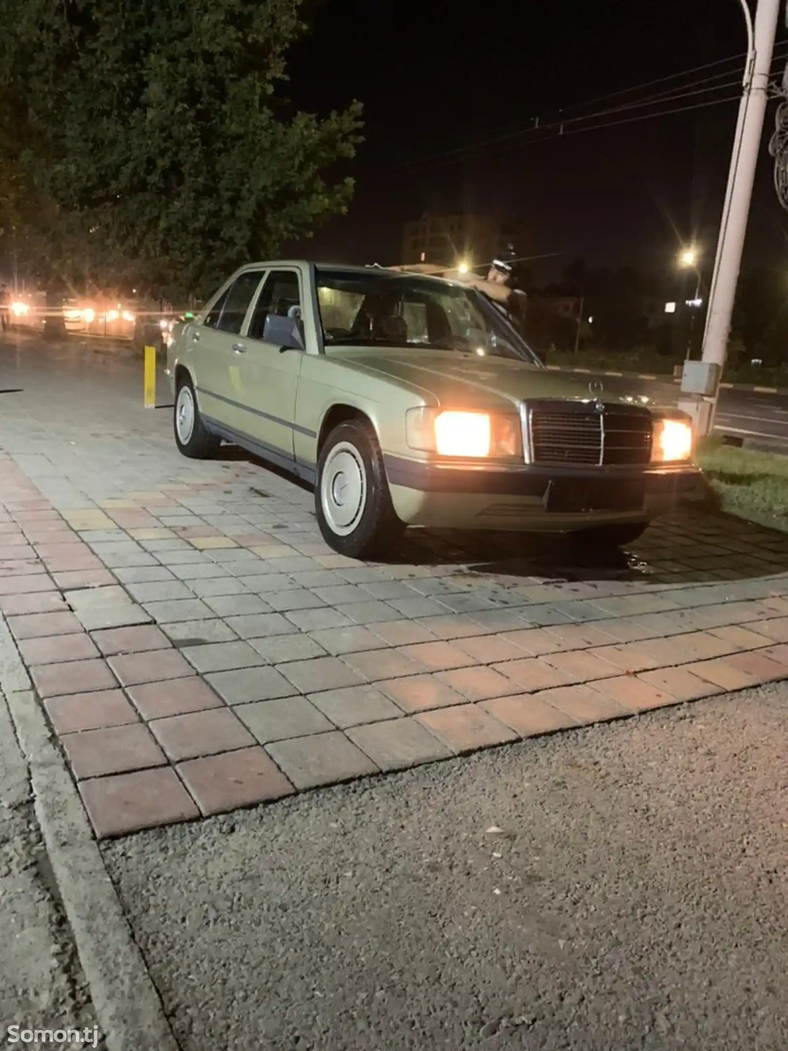 Mercedes-Benz W201, 1984-1