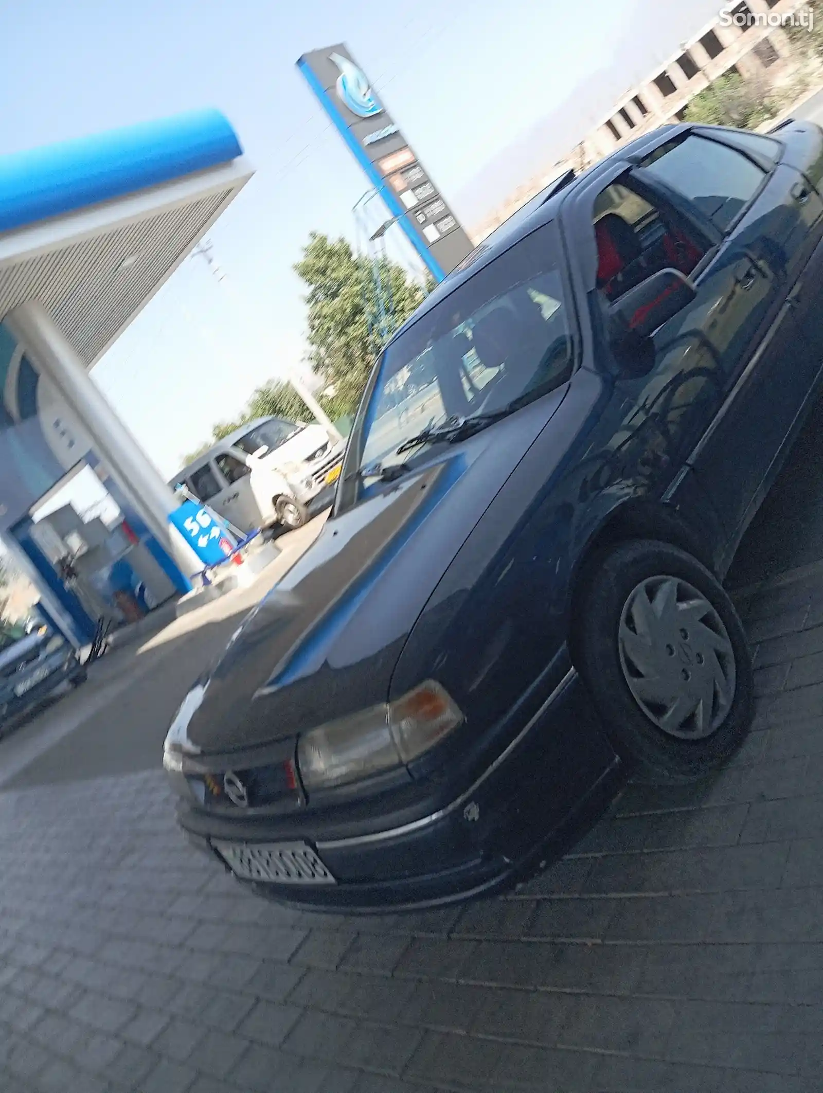 Opel Vectra A, 1993-5