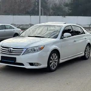 Toyota Avalon, 2011