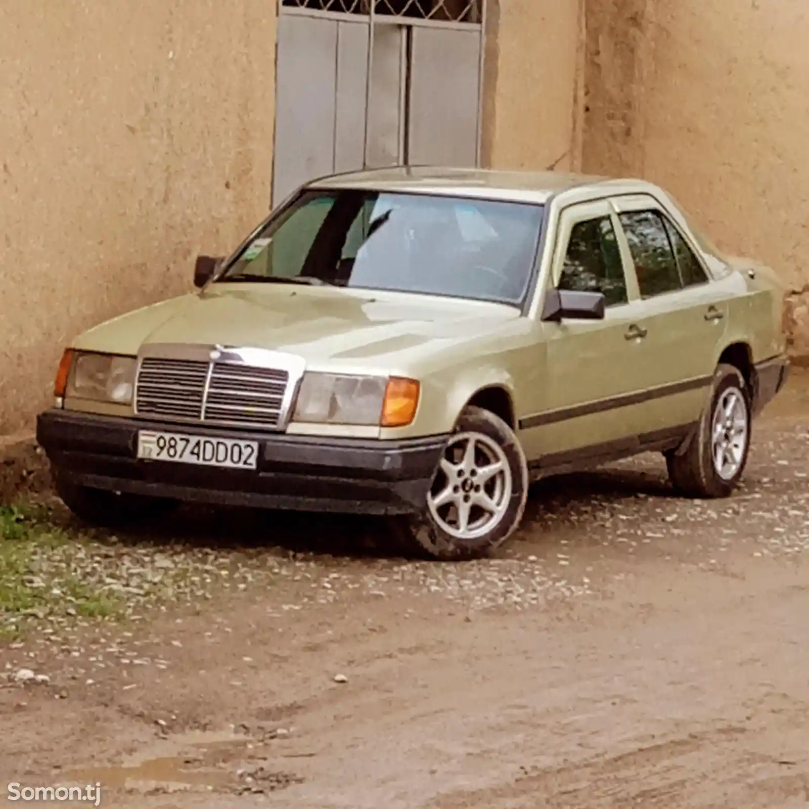 Mercedes-Benz W124, 1983-1