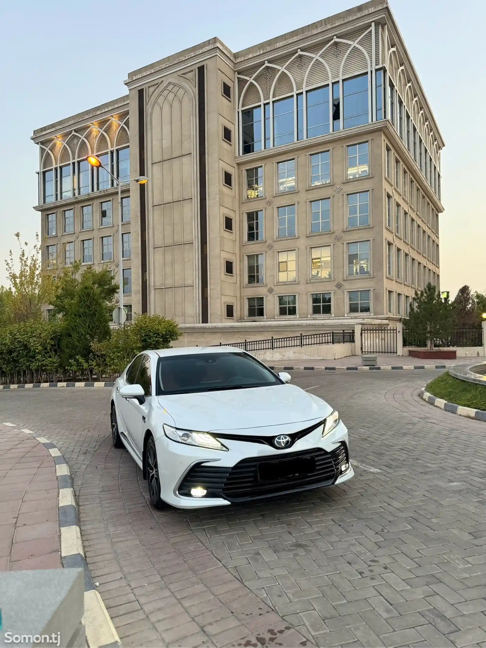 Toyota Camry, 2018-3