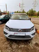 Volkswagen Touareg, 2016-5