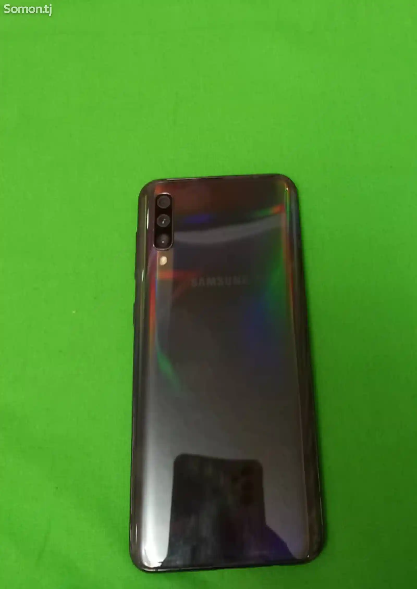 Samsung Galaxy A50-2