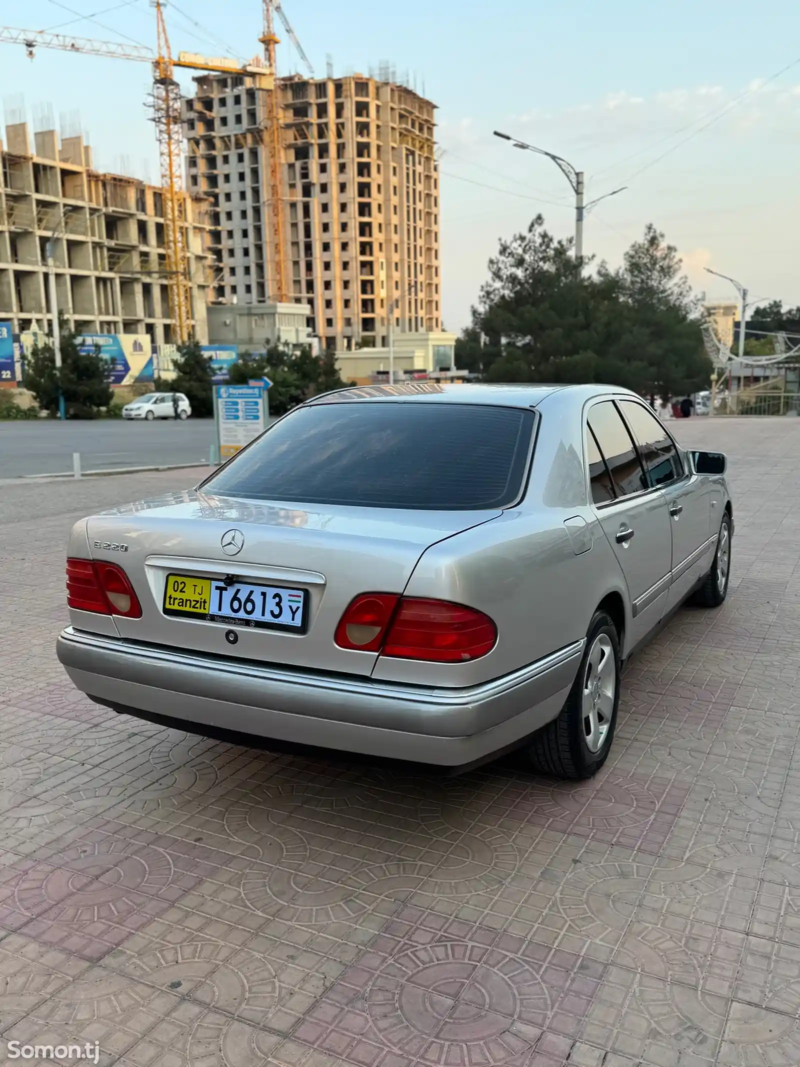 Mercedes-Benz E class, 1995-6