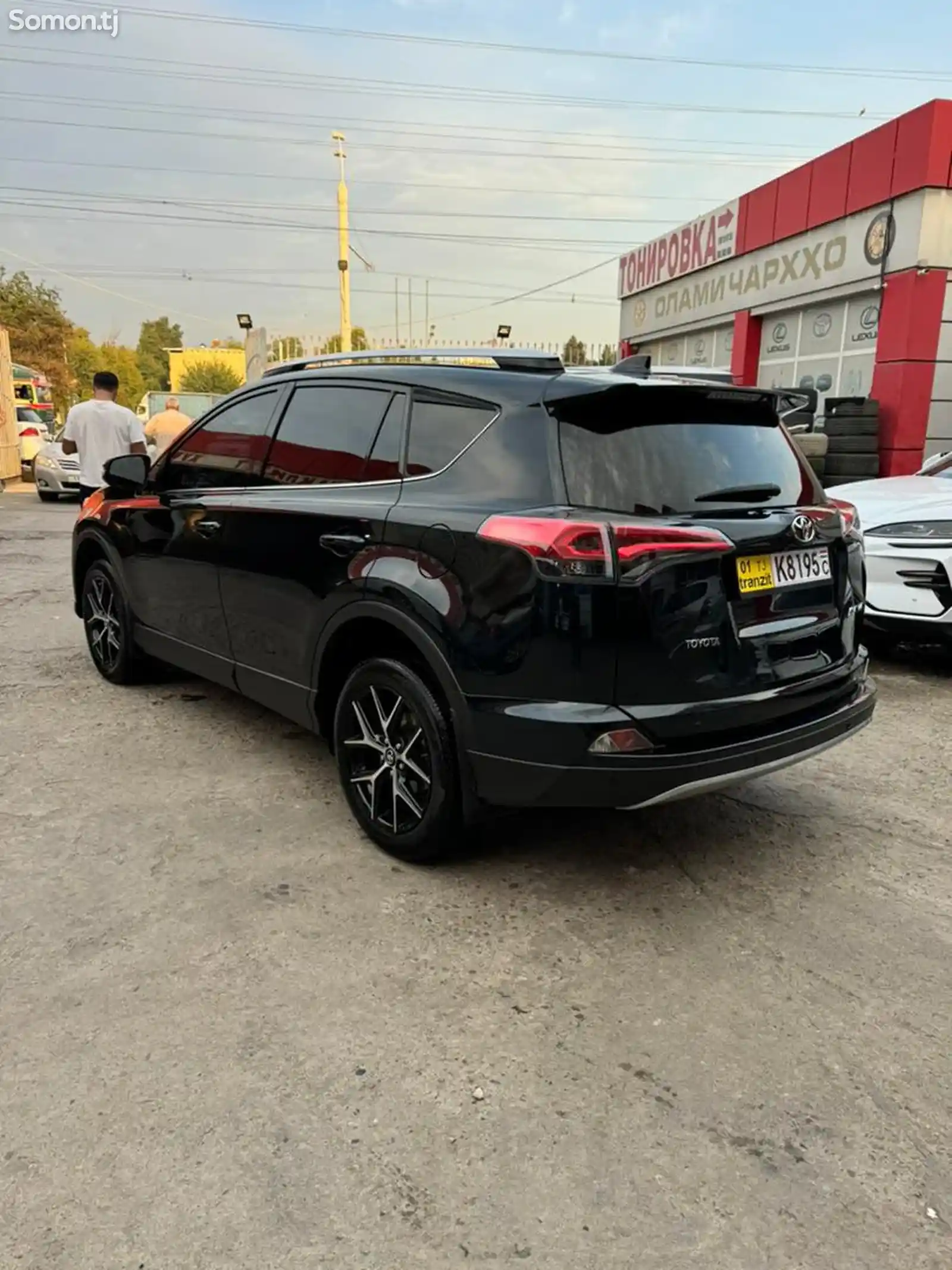 Toyota RAV 4, 2018-7