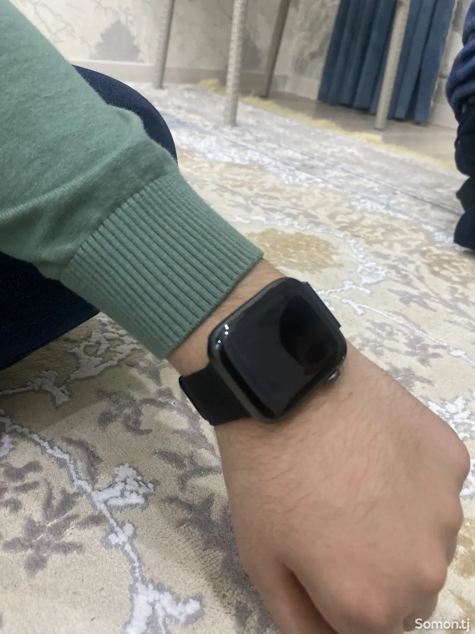 Смарт часы Apple watch series 4-1