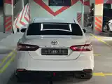 Toyota Camry, 2018-5